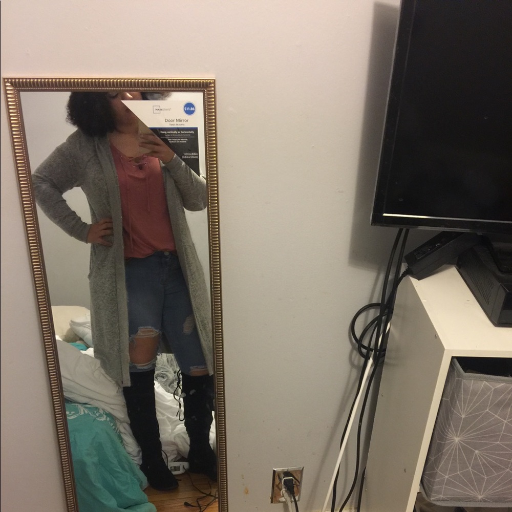 Meet your Posher, Iris